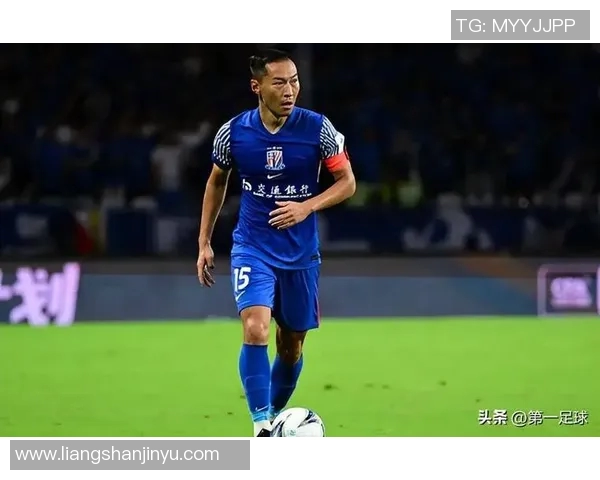 上海绿地申花与国安激战正酣谁将赢得这场足球巅峰对决